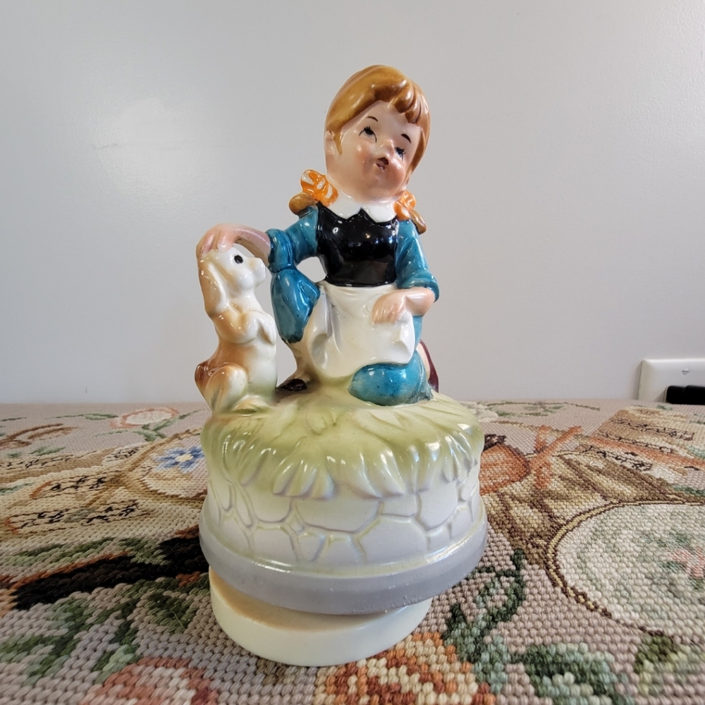 Vintage Musical Figurine